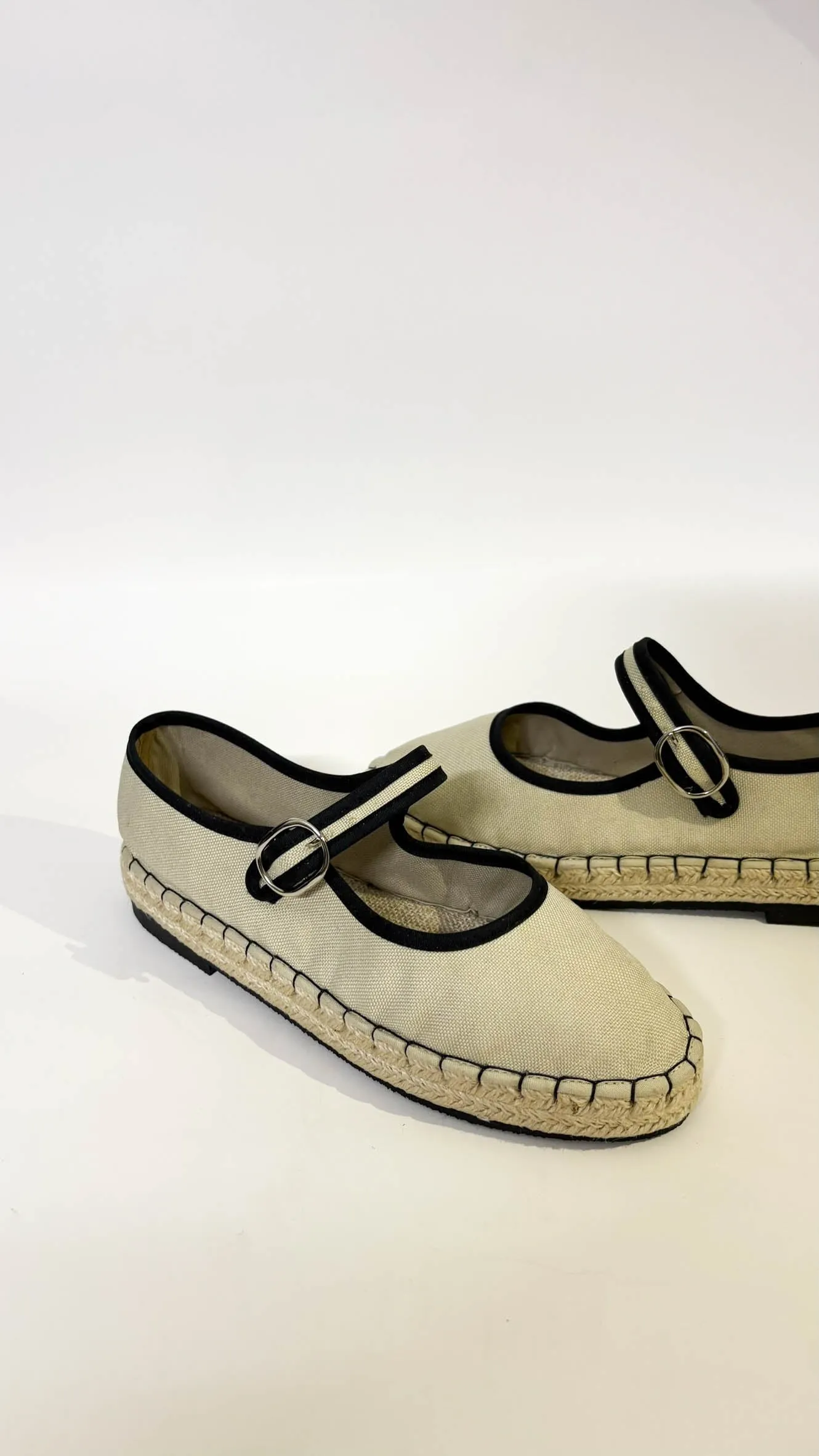 Azzura Espadrilles