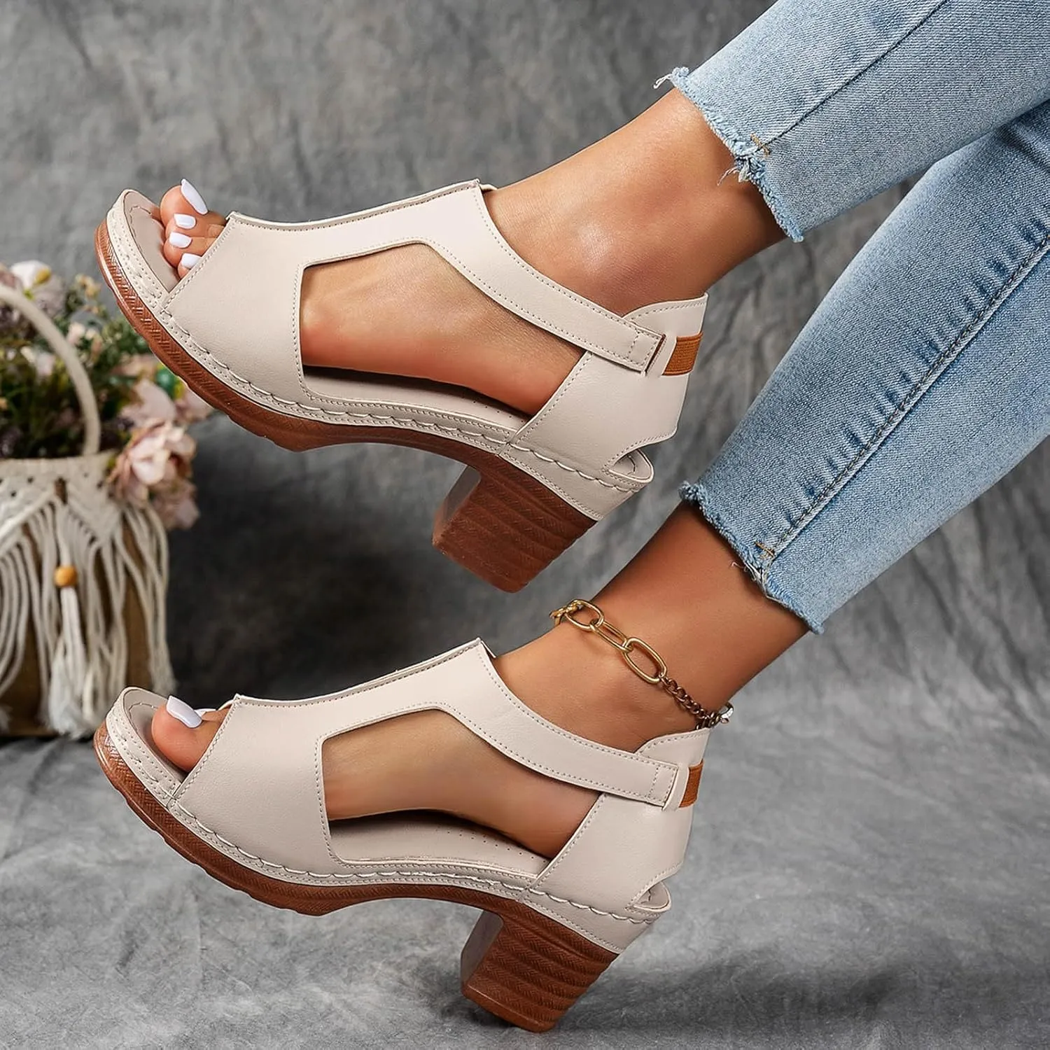 Block Heel Sandals for Women Wide Width Heeled Sandals Chunky Low Block Heel Mules for Women Summer Open Toe Hollow Ankle Strap Dressy Chunky Heeled Sandal Comfortable Beach Walking Wedge Sandal