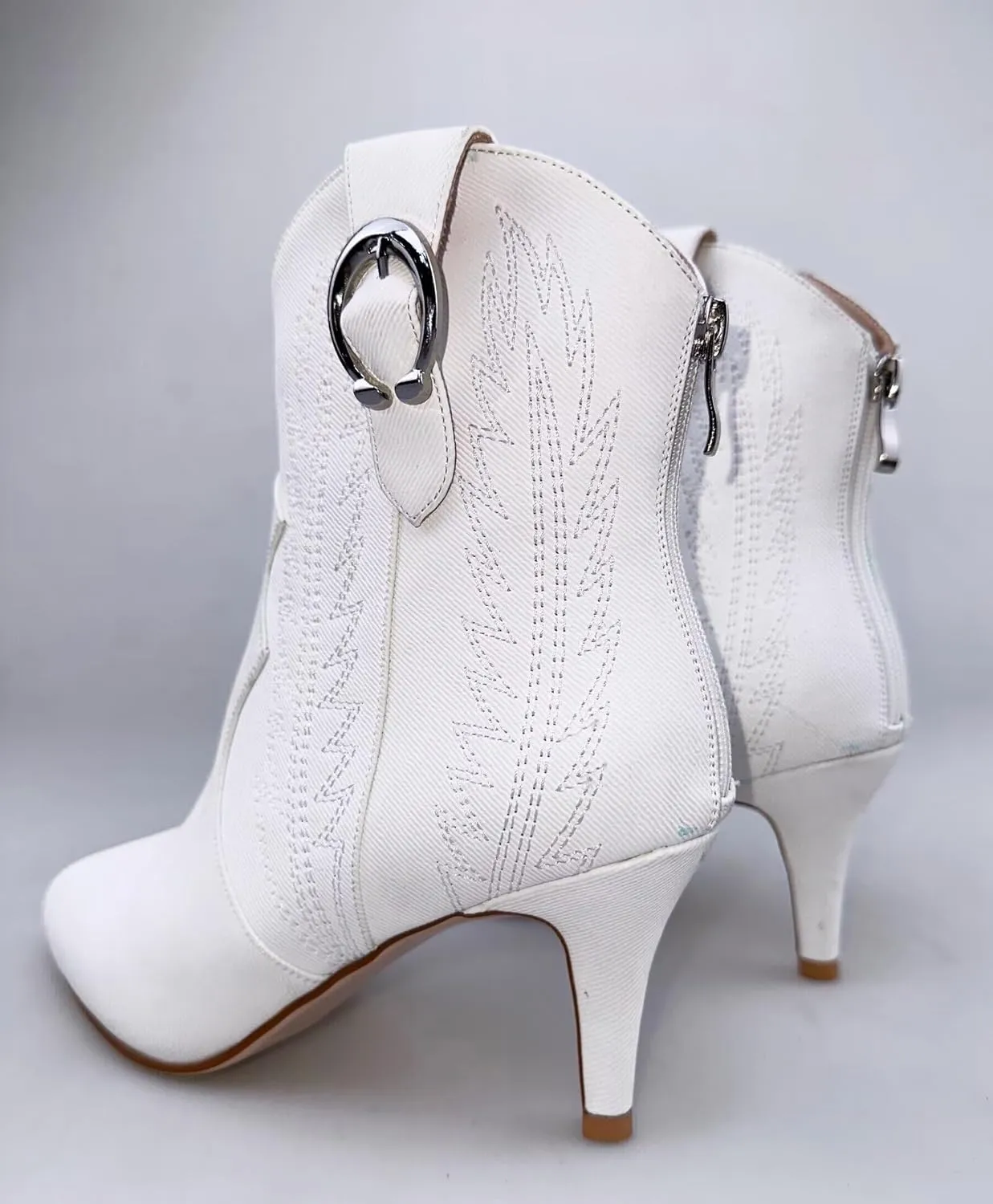 Frankie Hsu Women's Embroidered Western Cowboy Boots Ankle High Stitching Blue Denim Almond Medium Heeled Kitten Heel Fashion Retro Silver U-Shaped Buckle Classic Wide Ankle Big Size Pull-On Bootie