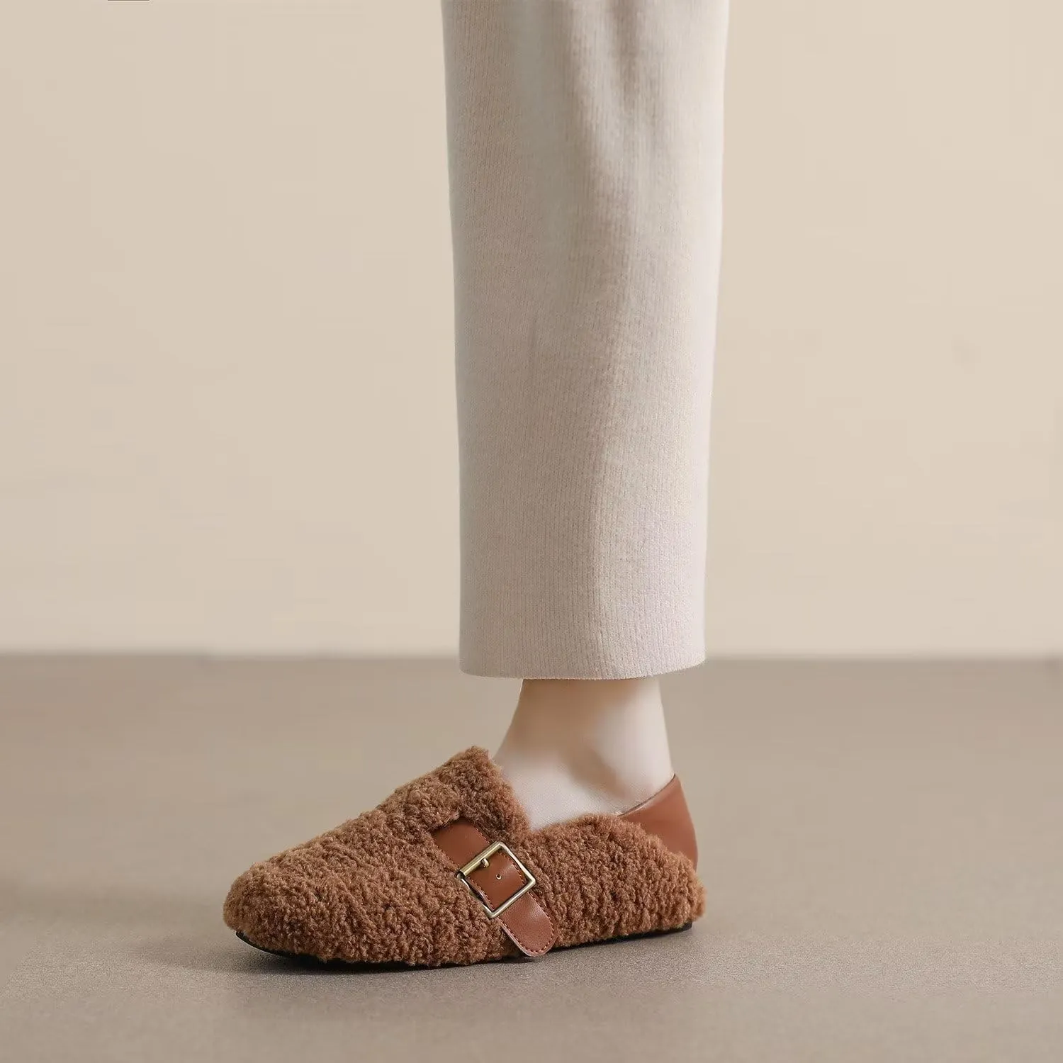 Hee grand Winter Faux Fleece Cozy Flats for Women Fur Lining Warm Fuzzy Soft Flats Anti-Slip Sole Indoor/Outdoor