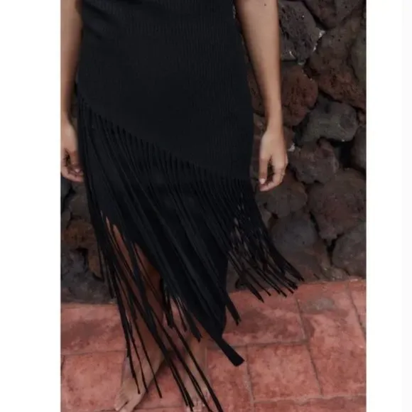 NWT Zara fringed ribbed skirt black