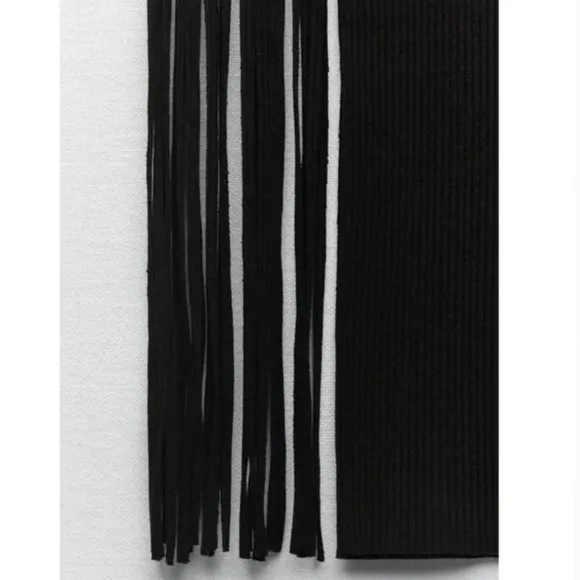 NWT Zara fringed ribbed skirt black