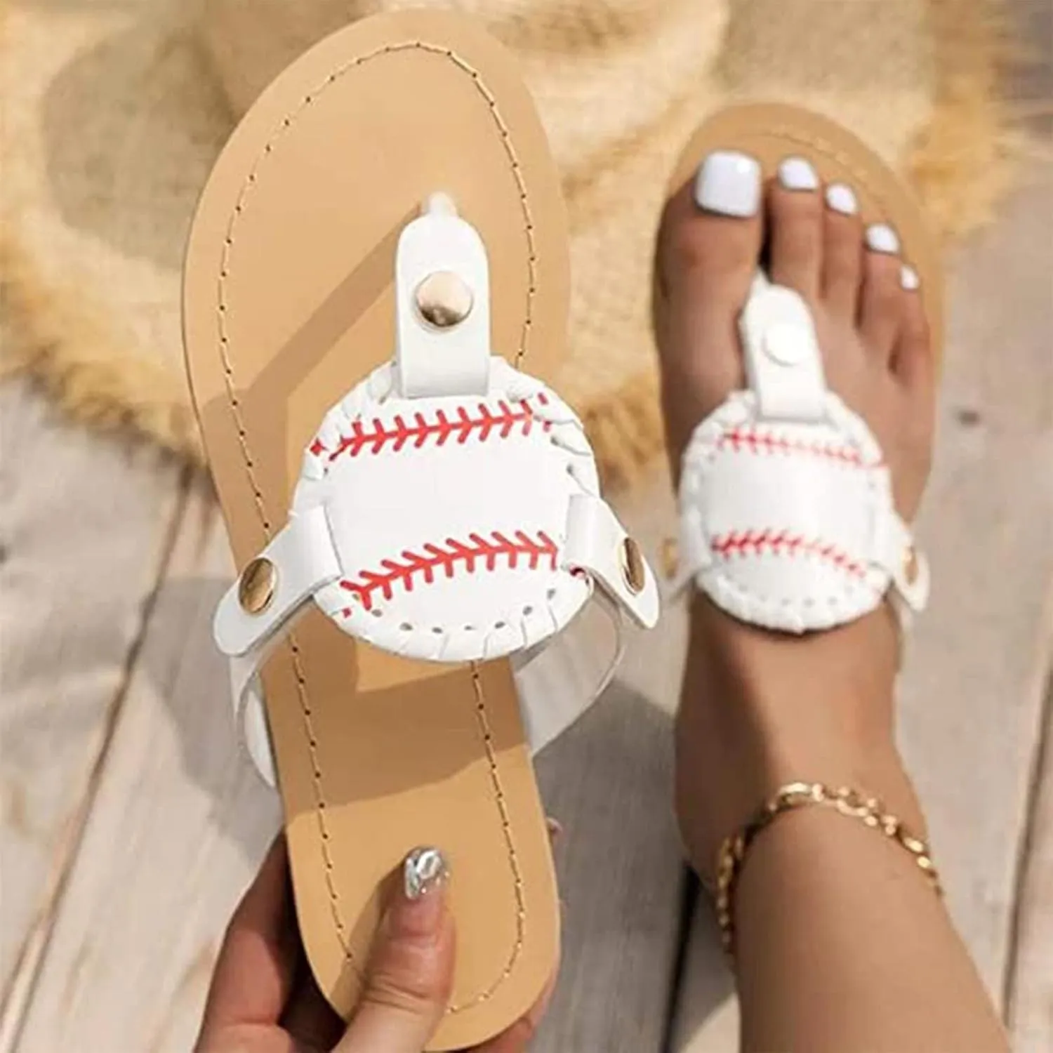oiangi Sandals Women Dressy Summer Flats Cute Baseball Thong Clip Toe Flip Flops Lightweight Comfortable Beach Slipper Ladies Casual Shoes Sandalias para Mujer