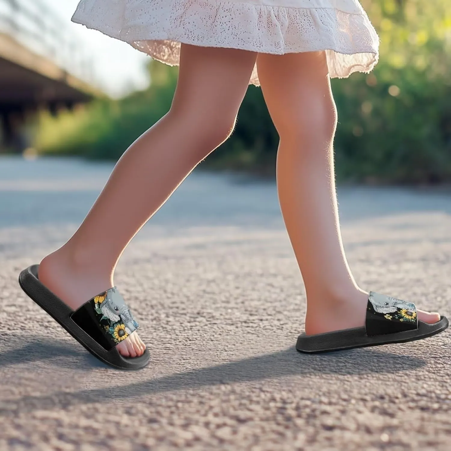 Slip On Slippers Lightweight Kids Sandals for Boys Girls Open Toe Design Comfort Drying Shower Slides