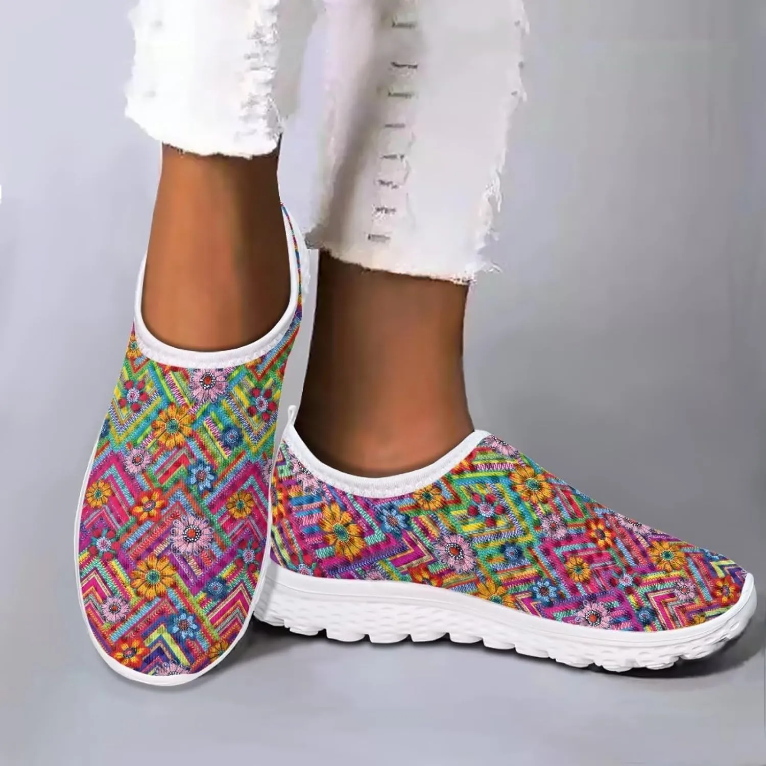 Slip On Walking Shoes for Women Breathable Loafers Wide Toe Casual Shoes Laides Fashion Round Toe Art Painted Travel Shoes SizeUS 5.5-11.5