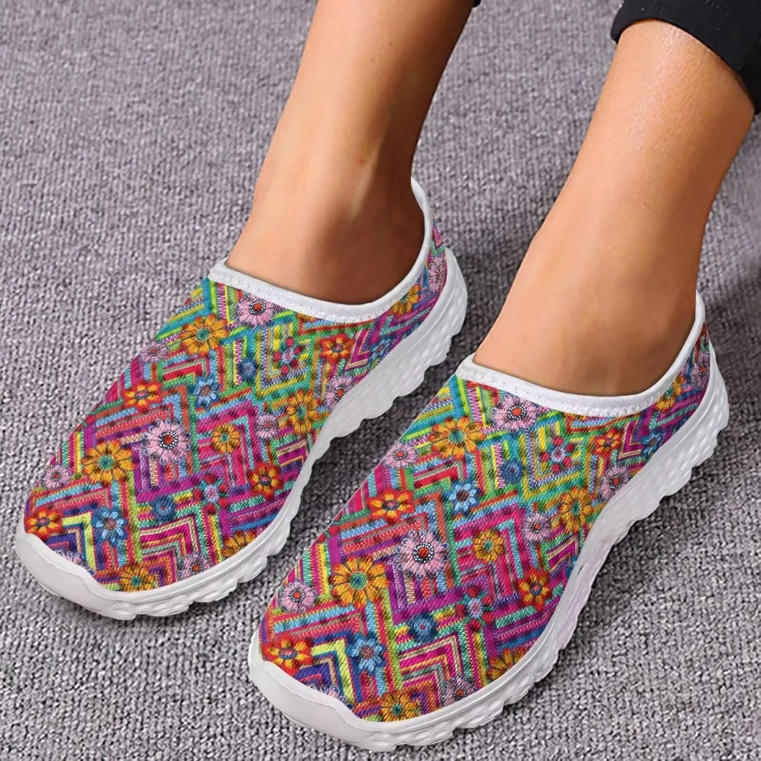 Slip On Walking Shoes for Women Breathable Loafers Wide Toe Casual Shoes Laides Fashion Round Toe Art Painted Travel Shoes SizeUS 5.5-11.5