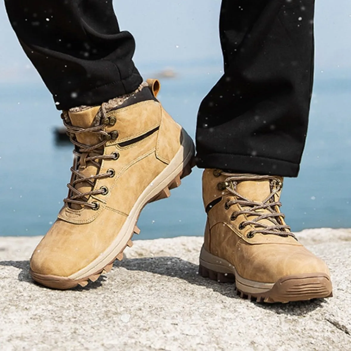 Snow shoes for men snow boots winter boots cold weather boots waterproof winter boots lightweight climbing shoes autumn winter lace-up boots thick soles cotton shoes snow shoes Father's Day outdoor