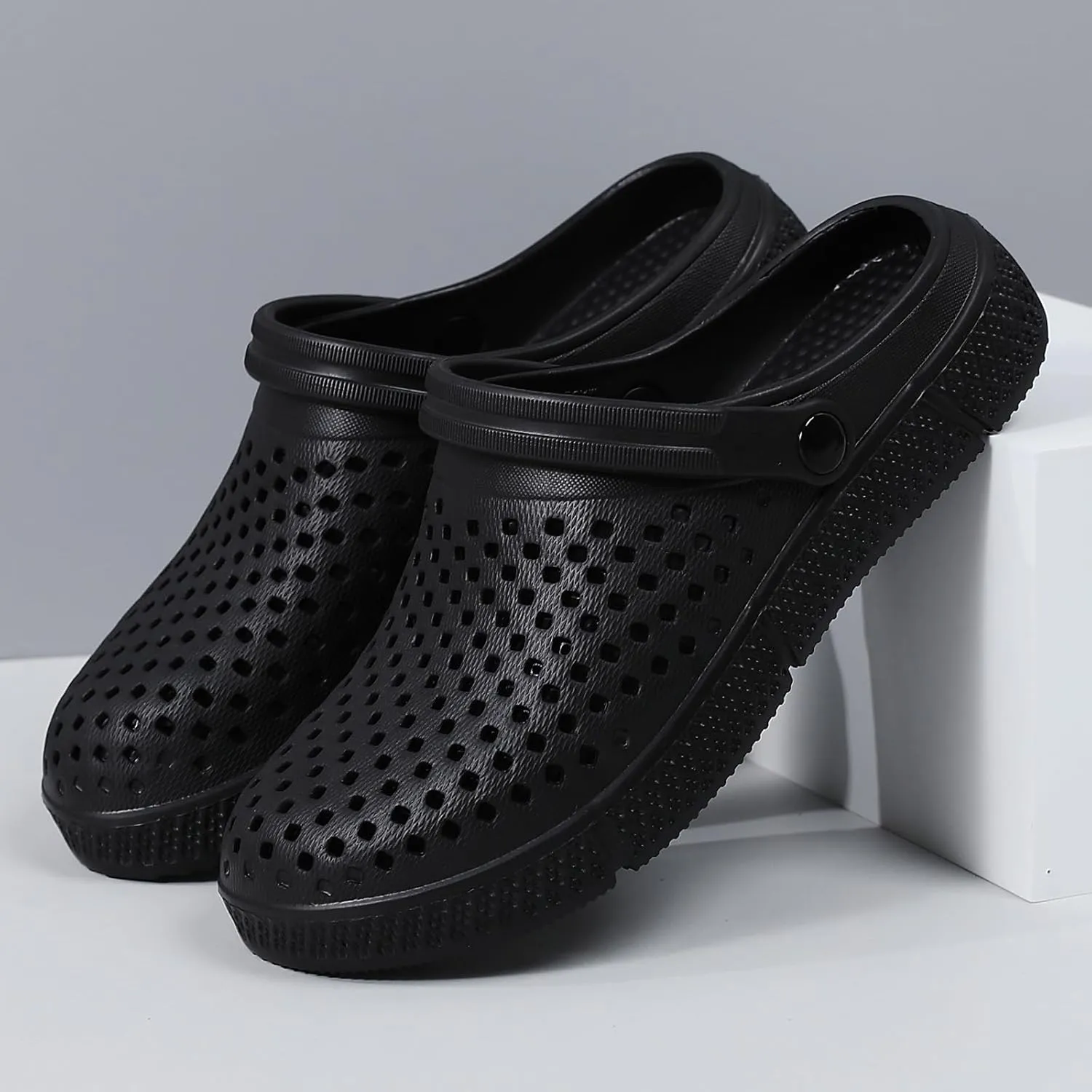 Waterproof Garden Clogs for Women: Classic Comforts - Slip On Lightweight Beach Sandals