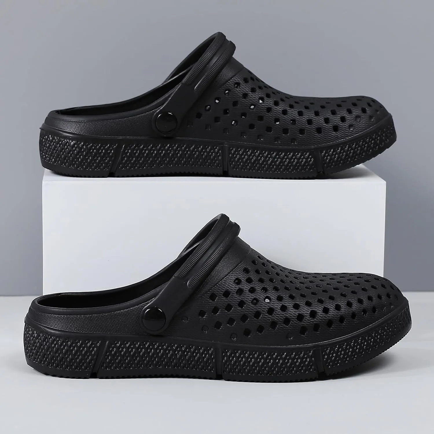 Waterproof Garden Clogs for Women: Classic Comforts - Slip On Lightweight Beach Sandals