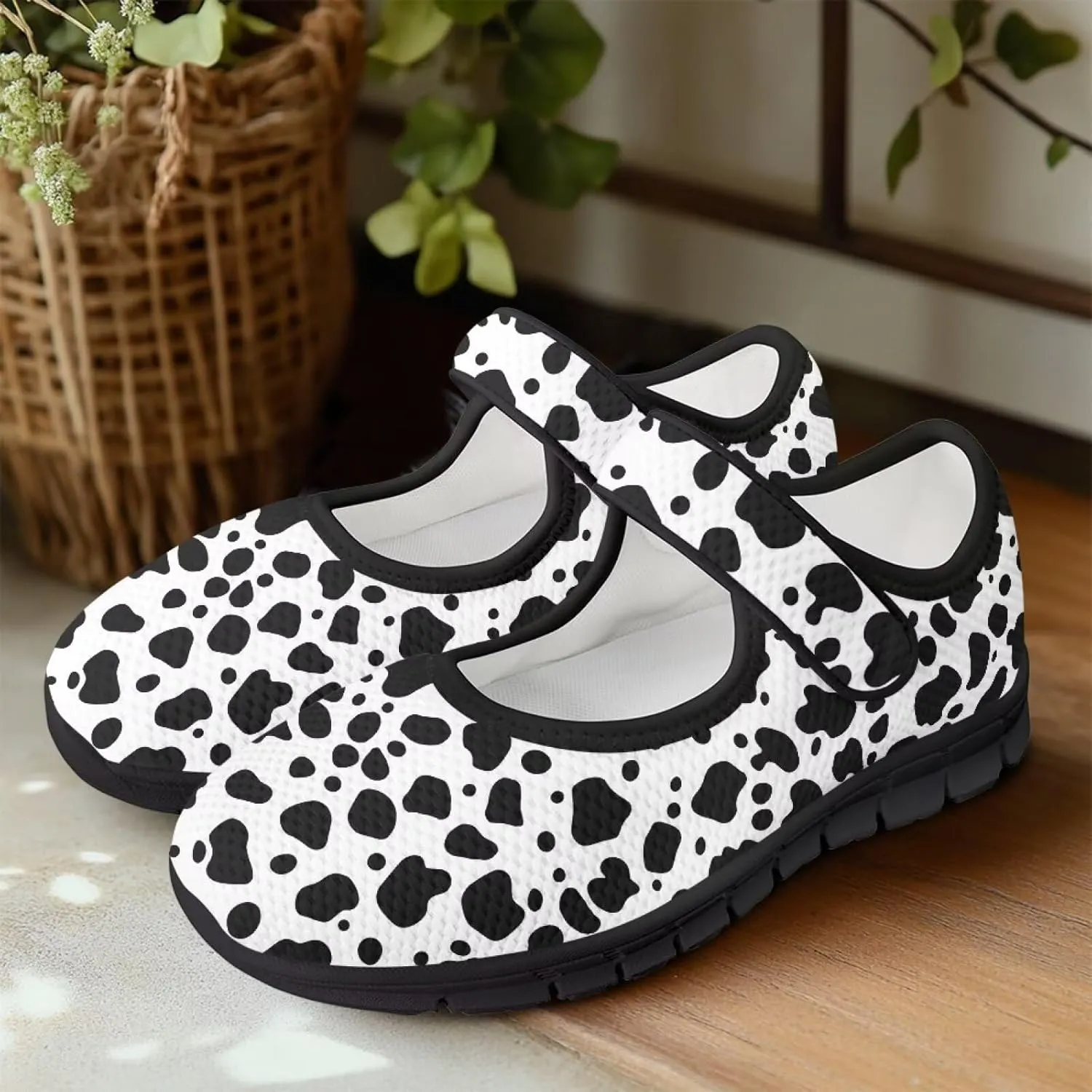 Women's Lightweight Shoes Single Buckle Fashion Casual Shoes Breathable Mesh Sneakers Comfortable Walking Shoes for Holidays US Size 5.5-10