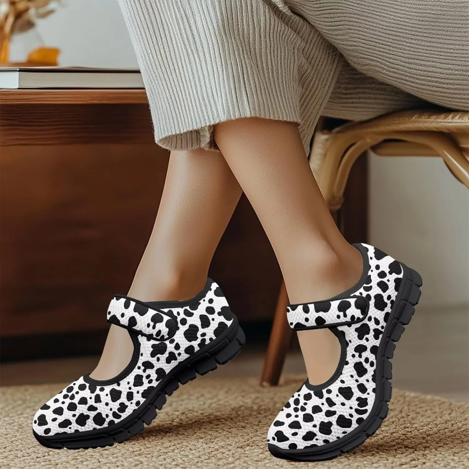 Women's Lightweight Shoes Single Buckle Fashion Casual Shoes Breathable Mesh Sneakers Comfortable Walking Shoes for Holidays US Size 5.5-10