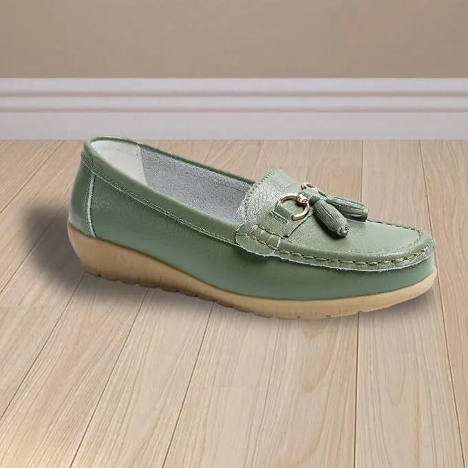 Women's Loafers Comfortable Lightweight Penny Loafers Casual Driving Flats Soft Moccasins Shoes Walking Travelling Leather Slip On Shoes