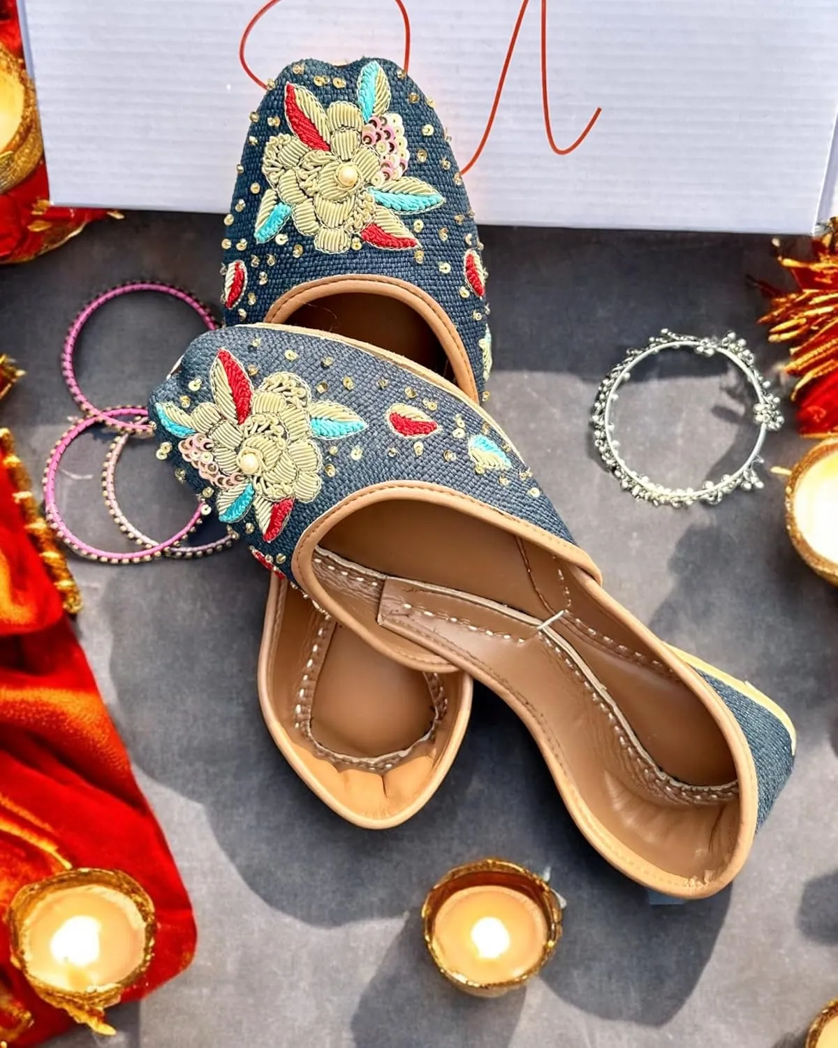 Women's Slip On Traditional Handmade Khussa Bridal Mojari Punjabi Jutti Ethnic Ballet Flats