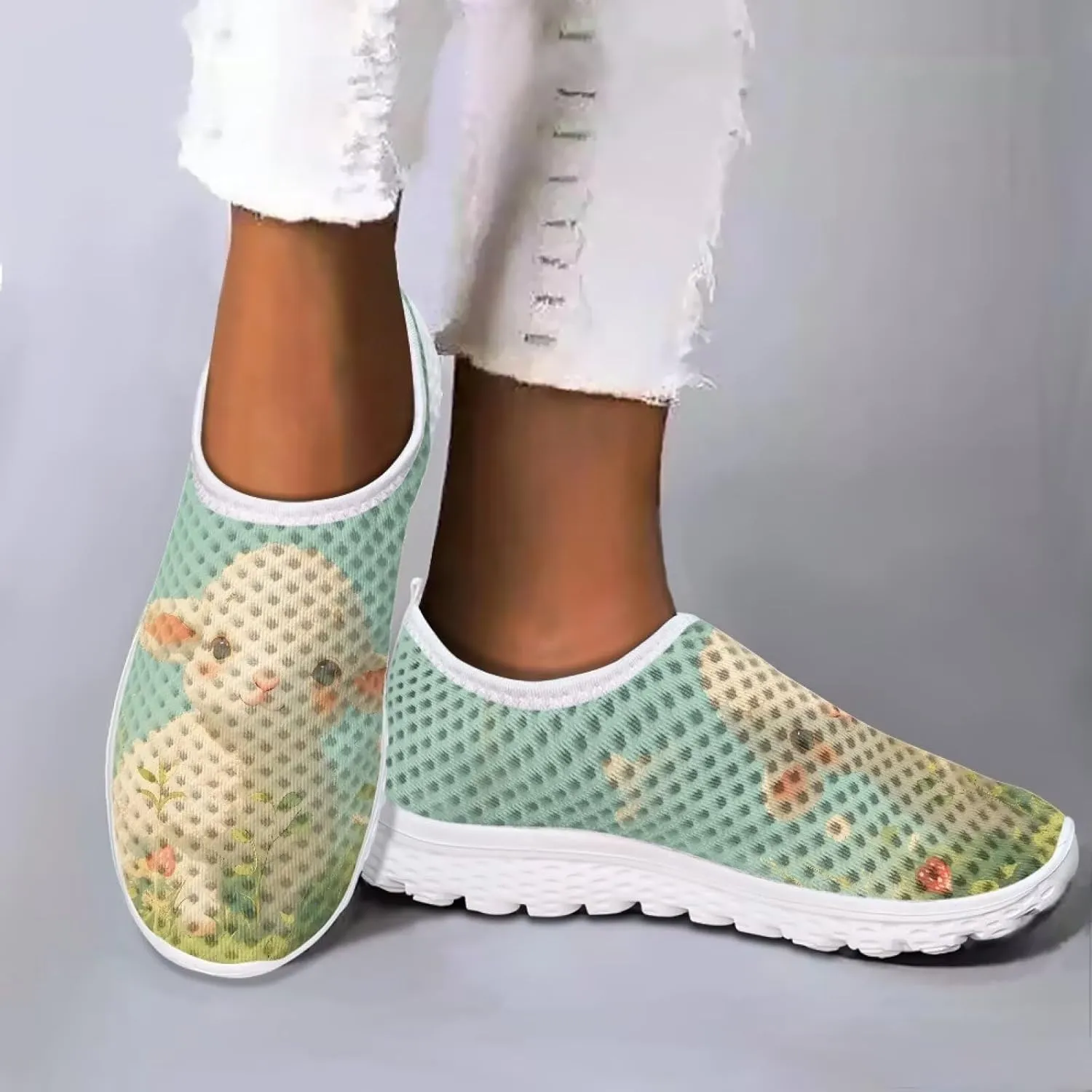 Women's Slip On Walking Running Shoes Ladies Low-top Loafers Lightweight Breathable Mesh Fashion Sneakers US Size 5.5-11.5