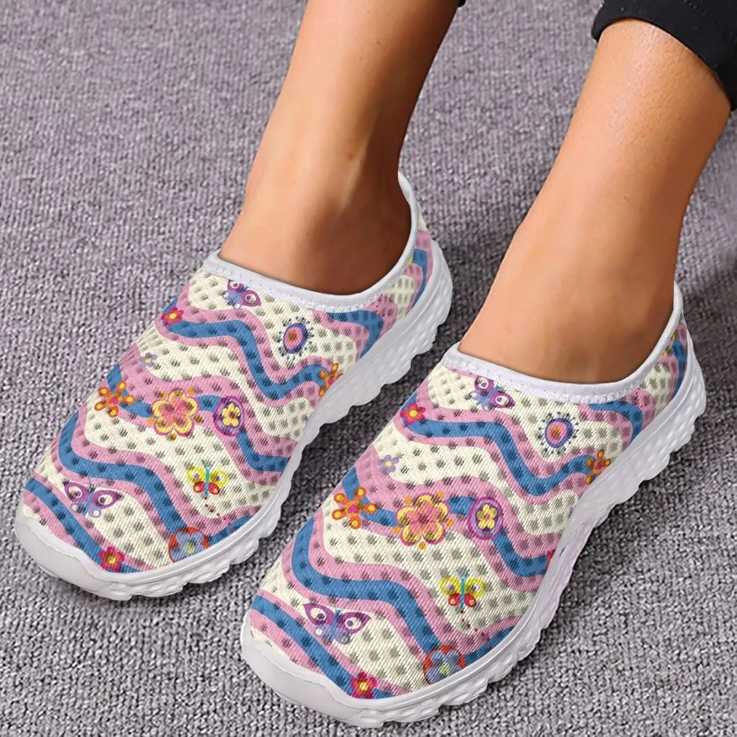 Women's Slip On Walking Running Shoes Ladies Low-top Loafers Lightweight Breathable Mesh Fashion Sneakers US Size 5.5-11.5
