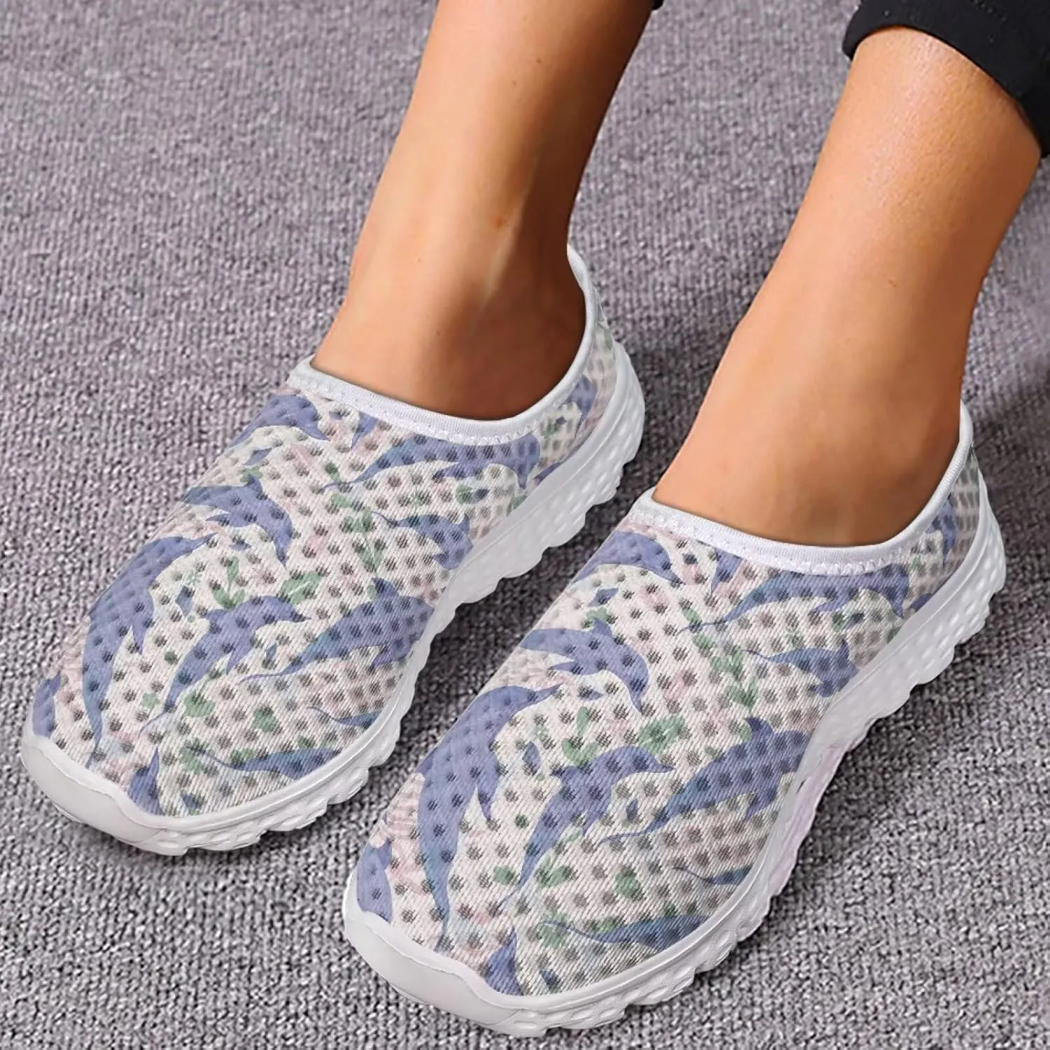 Women's Slip On Walking Running Shoes Ladies Low-top Loafers Lightweight Breathable Mesh Fashion Sneakers US Size 5.5-11.5