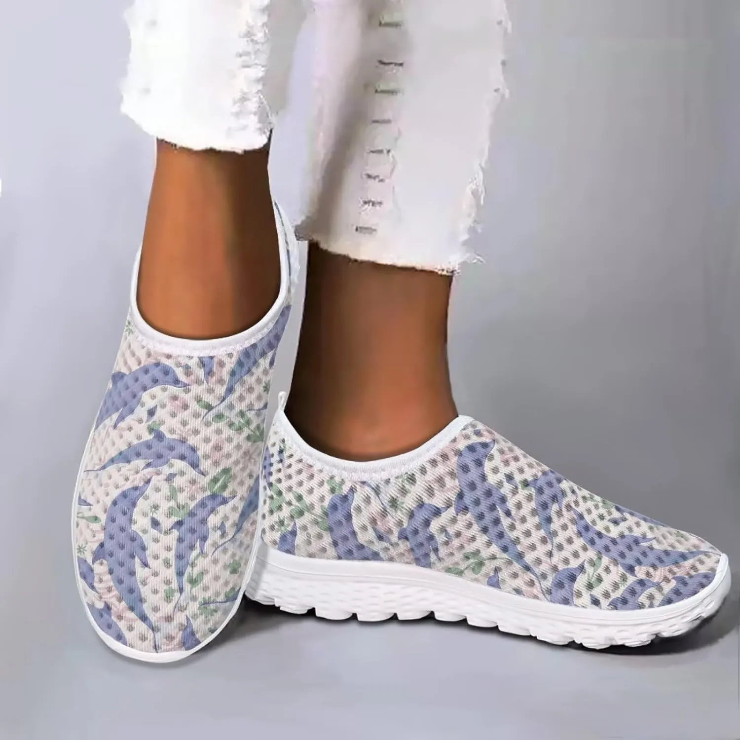 Women's Slip On Walking Running Shoes Ladies Low-top Loafers Lightweight Breathable Mesh Fashion Sneakers US Size 5.5-11.5