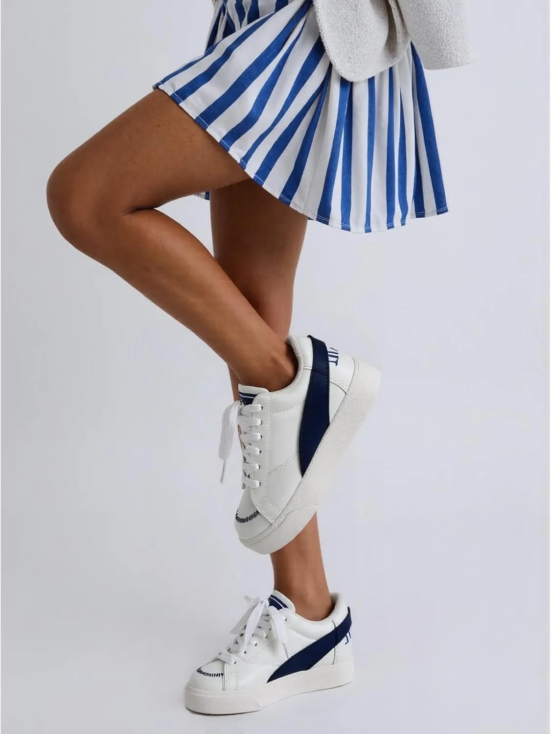 Y2K Cute Casual Sneakers for Women - Cute Plaid Shoes Chunky Rope Lace-up Fashion Comfortable White Shoes