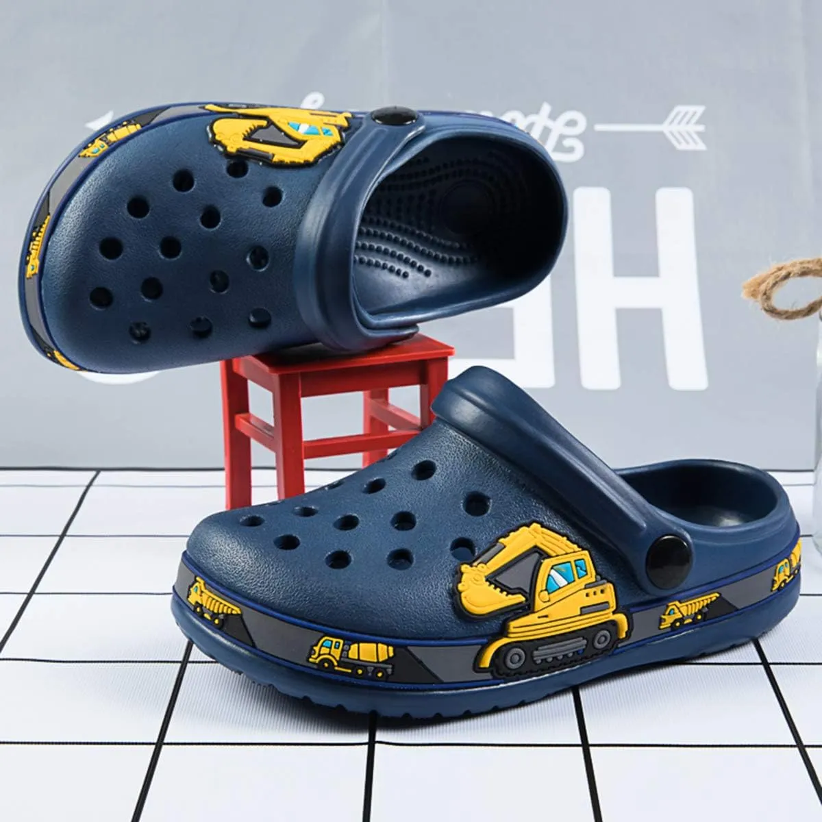 YUKTOPA Boys Girls Clogs Shoes Cartoon Slides Sandals Toddler Little Kid's Slip-on Garden Shoes Lightweight Beach Pool Shower Slippers